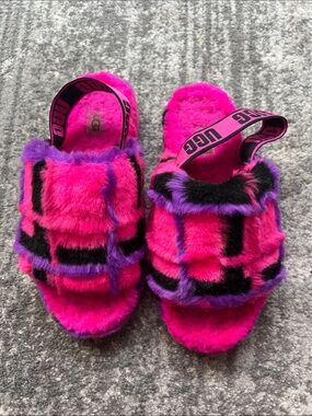 UGG Fluff Yeah Size 7 Pink & Purple Fuzzy Slides